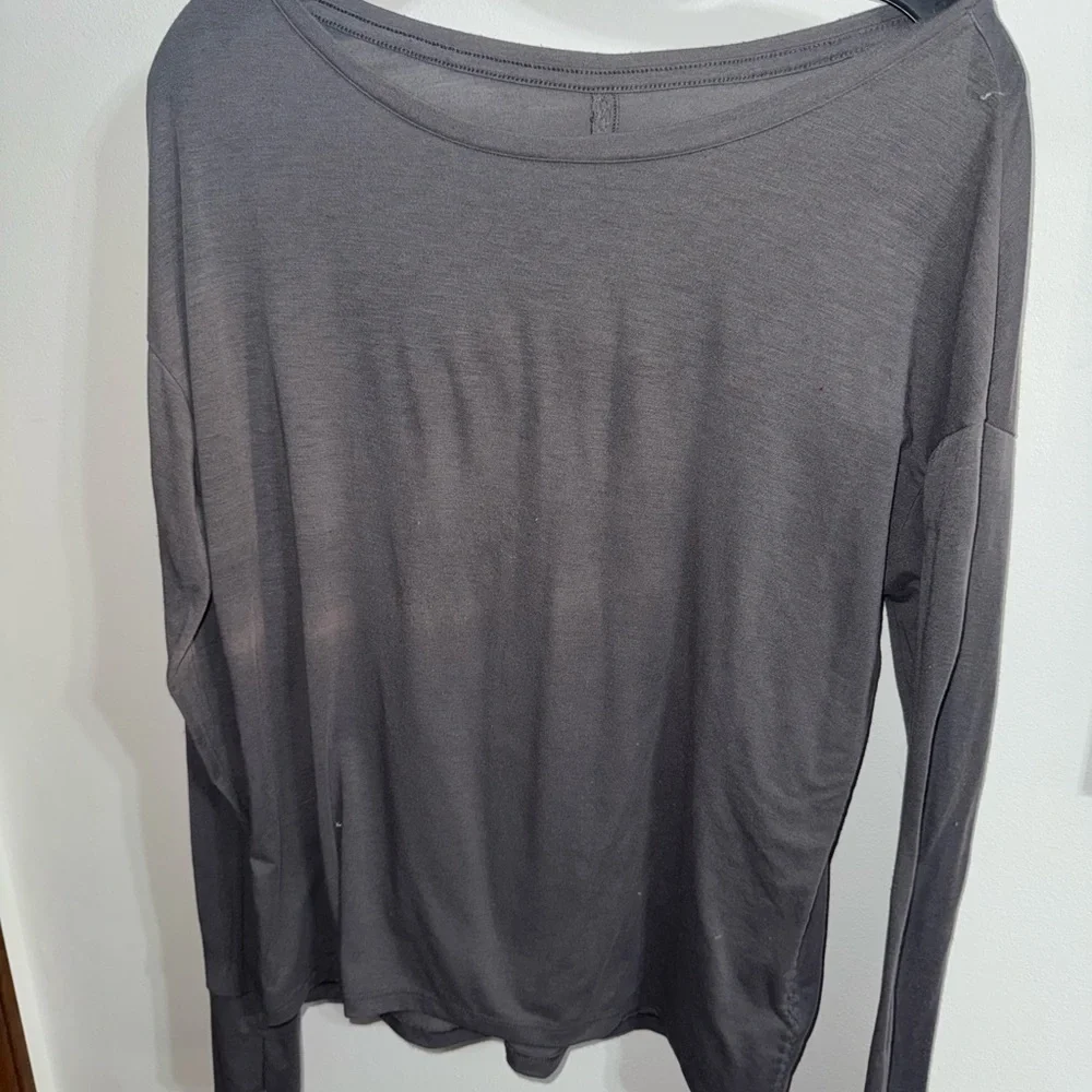 Athleta Women's Gray Long Sleeve Top